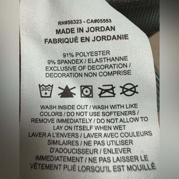 Nike Therma- Fit pullover preloved size S P Ch runs big Women’s size - Picture 5 of 7